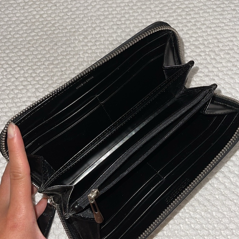 Burberry Beige and Black Checkered Wallet - Picture 7 of 13